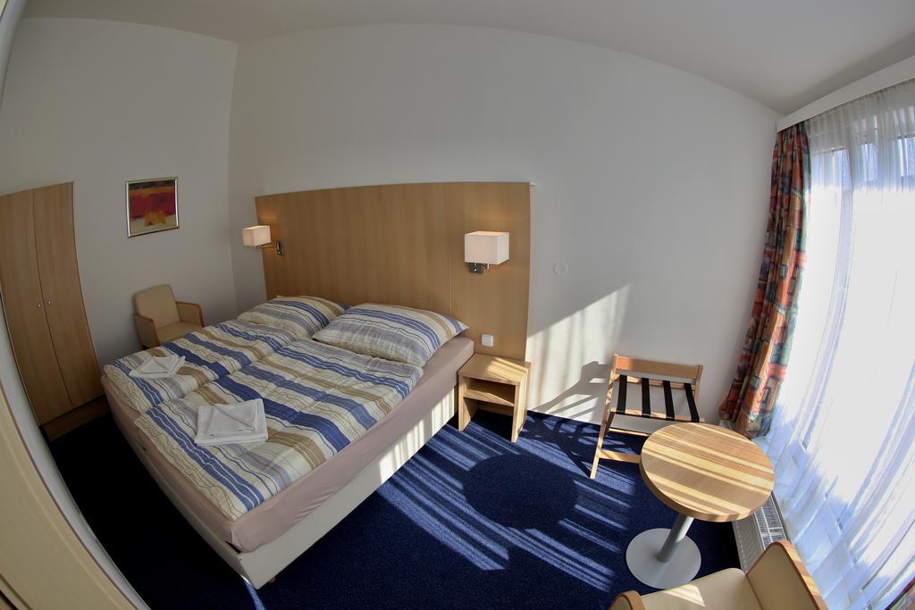 Apartments Kroměříž Szoba fotó